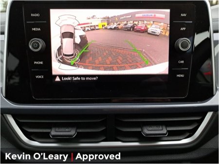 2024 Volkswagen T-Roc 1.0 TSi STYLE PLUS €30,900 thumbnail