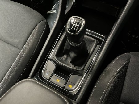 2022 Skoda Karoq Ambition 1.0TSI 110BHP - Parking Sensors - Climate Control - Cruise Control - Auto Lights/Wipers - Apple CarPlay/Android Auto €26,950 thumbnail