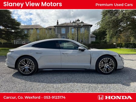 2022 Porsche Taycan - thumbnail 11