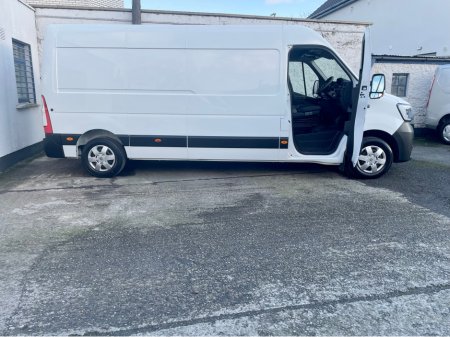 2023 Renault Master LM35 BUSINESS+ 2.3 BLUE DCI 135PS LWB €19,000 thumbnail