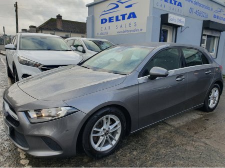 2019 Mercedes-Benz A Class SE EXECUTIVE A180D 1.5D 115BHP AUTOMATIC NCT 02/28 FINANCE AVAILABLE @ €90 PER WEEK 2 KEYS/ HALF LEATHER/ REVERSE CAMERA/ MERCEDES COMMAND SYSTEM/ HISTORY CHECKED €19,900 thumbnail