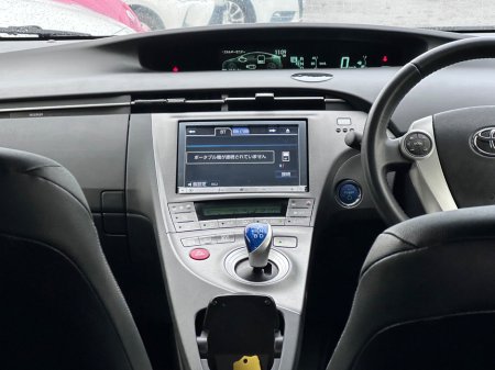 2014 Toyota Prius 1.8 Hybrid €9,750 thumbnail