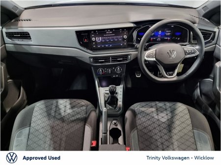 2024 Volkswagen Polo - photo 2