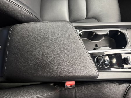 2022 Volvo XC60 - thumbnail 15