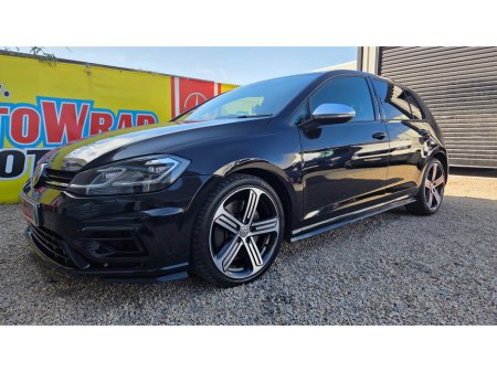 2017 Volkswagen Golf R TSI S-A DSG €25,950