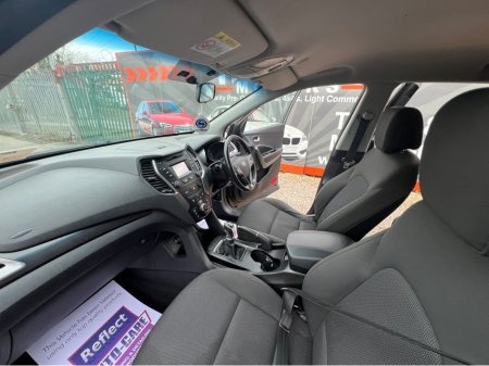 2015 Hyundai Santa Fe - thumbnail 13