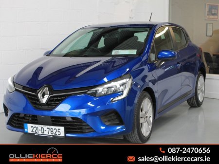 2022 Renault Clio - thumbnail 1