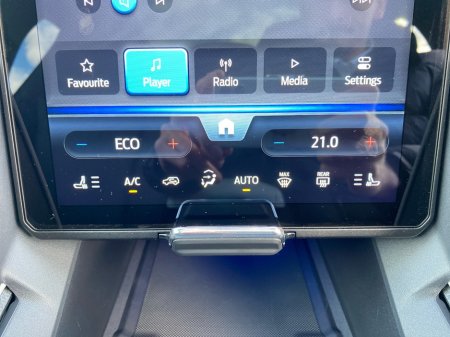 2026 Ford Capri Premium Extended Range €52,500 thumbnail