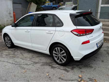 2017 Hyundai i30 low mileage i30 Deluxe €12,800