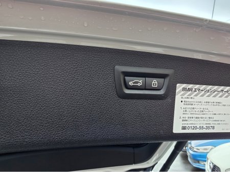 2014 BMW 3 Series - thumbnail 12