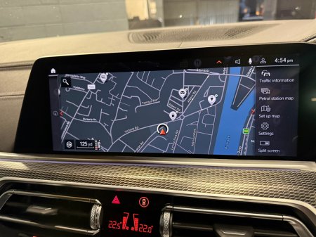 2022 BMW X5 xDrive45e M Sport €52,900 thumbnail