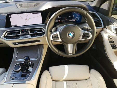2020 BMW X5 xDrive45e M Sport €53,995 thumbnail