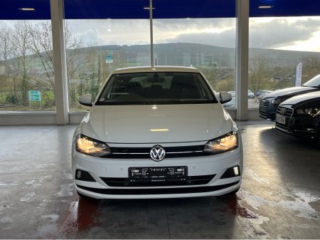 2019 Volkswagen Polo TRENDLINE 1.0 MANUAL 5SPEED 65HP 5DR €15,950 thumbnail
