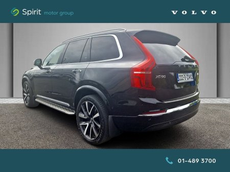 2022 Volvo XC90 T8 