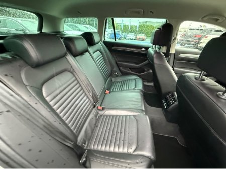 2018 Volkswagen Passat ALLTRACK 4WD - 2.0L DIESEL - AUTO - 12M WARRANTY - CAR: 1629 thumbnail