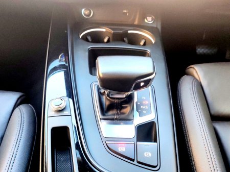 2023 Audi A4 35 TDI 163HP S Tronic SE €34,950 thumbnail