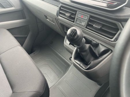 2025 Volkswagen Crafter  €39,975 thumbnail