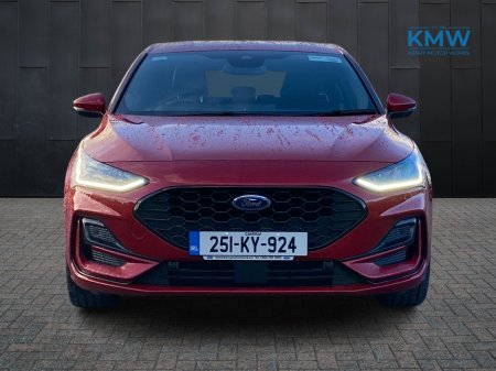 2025 Ford Focus ST-Line X 1.0 125BHP... Full leather seats thumbnail