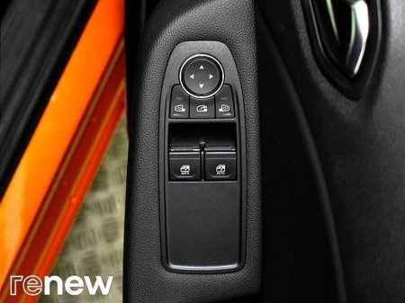 2021 Renault Clio - thumbnail 19