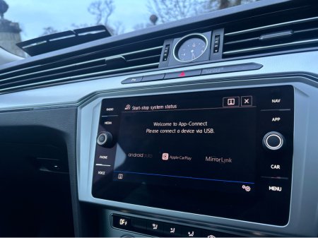 2019 Volkswagen Passat CL 2.0 TDI MANUAL 6SPEED FWD 150HP 4DR €17,900 thumbnail