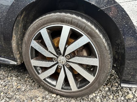 2016 Volkswagen Touran 2.0 TDI 150HP DSG Comfortline thumbnail