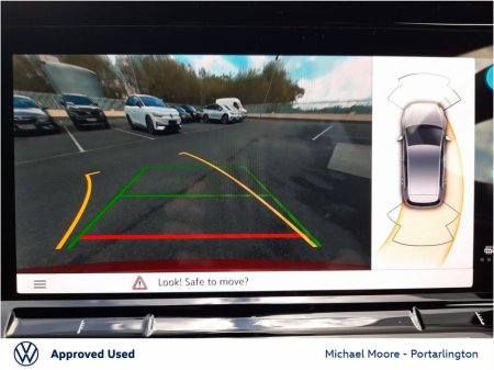 2024 Volkswagen Golf 1.5 TSI 130HP R-Line €33,950 thumbnail