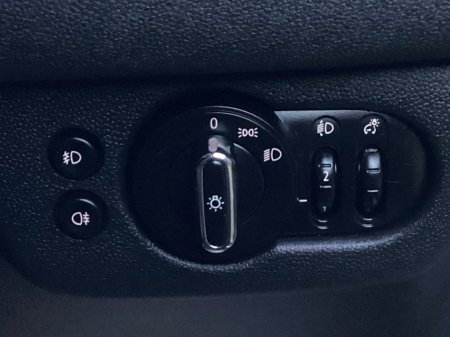 2018 MINI Cooper 1.5 Clubman 6DR €14,950 thumbnail