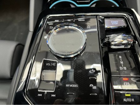 2024 BMW i5 - thumbnail 24