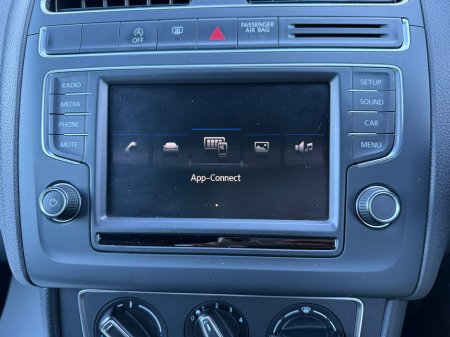 2016 Volkswagen Polo  €12,390 thumbnail