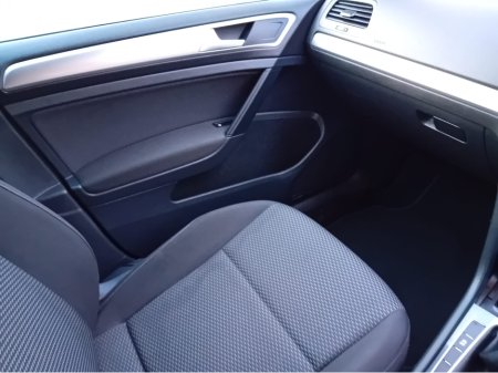 2017 Volkswagen Golf - thumbnail 15