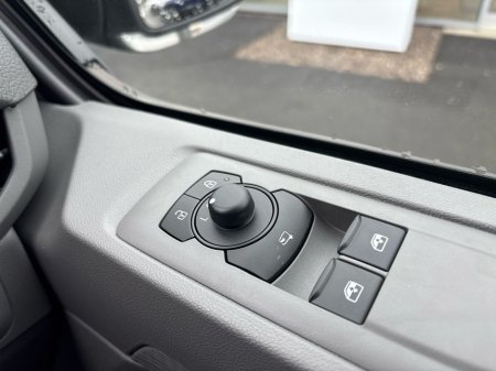 2026 Volkswagen Transporter Trendline LWB 150HP (Price ex VAT) €37,975 thumbnail