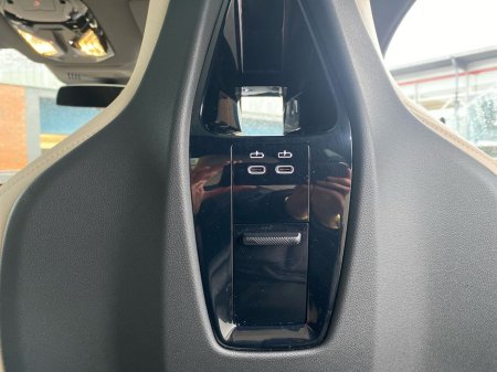 2022 BMW iX - thumbnail 21