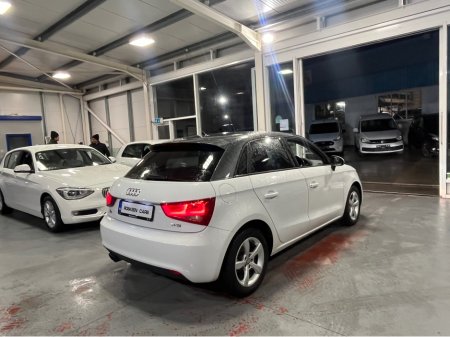 2015 Audi A1 DBA-8XCHZ 3DR €12,950 thumbnail