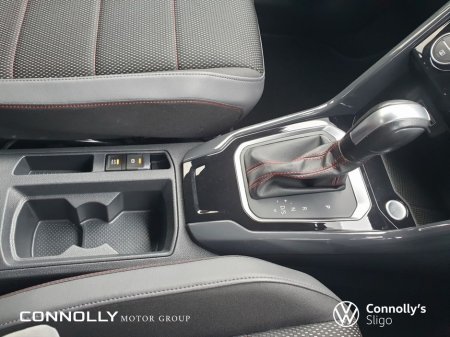 2020 Volkswagen T-Roc RLINE 1.5TSI 150BHP AUTO €23,945 thumbnail