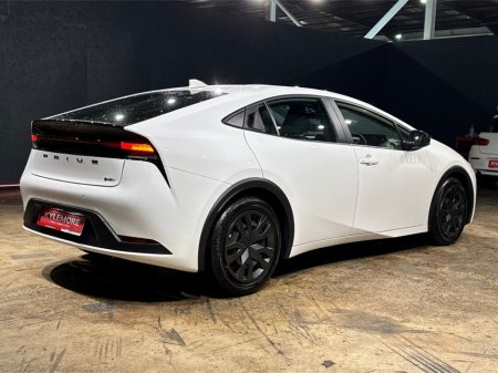 2024 Toyota Prius 1.8 HYBRID - NEW MODEL - CRUISE CONTROL - REVERSE CAMERA - MULTI FUNCTION STEERING WHEEL - €31,950 thumbnail