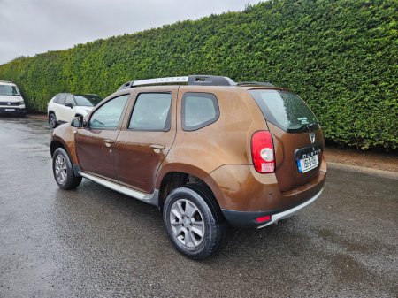 2015 Dacia Duster SIGNATURE 1.5 DCI 110 4X €5,450 thumbnail
