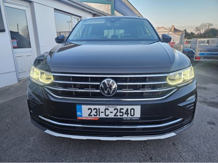 2023 Volkswagen Tiguan - thumbnail 4
