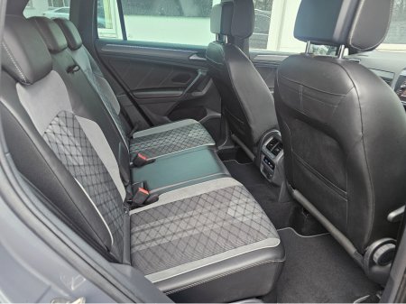 2021 Volkswagen Tiguan DEPOSIT TAKEN €32,950 thumbnail