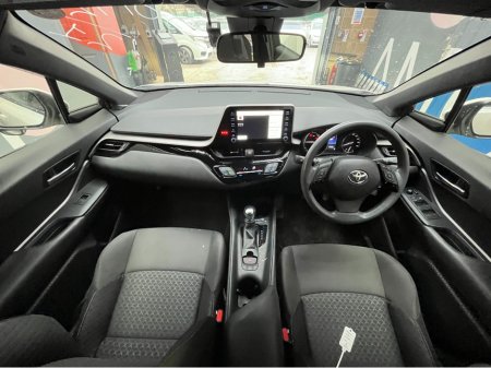 2021 Toyota C-HR - thumbnail 14