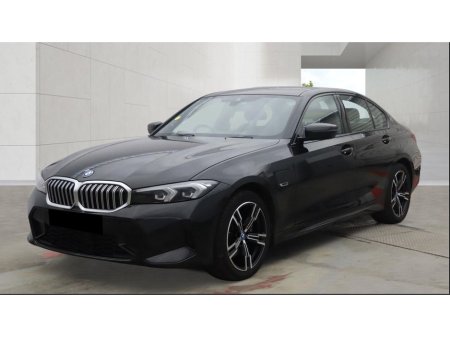 2023 BMW 3 Series - thumbnail 5