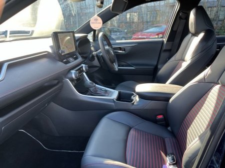 2025 Toyota Rav4 - thumbnail 6