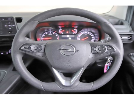 2022 Opel Combo - thumbnail 18