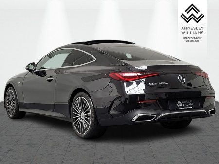 2025 Mercedes-Benz CLE CLE300e AMG Line Premium + €75,950 thumbnail