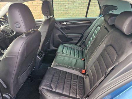 2017 Volkswagen Golf - thumbnail 5