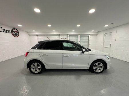 2016 Audi A1 - thumbnail 19