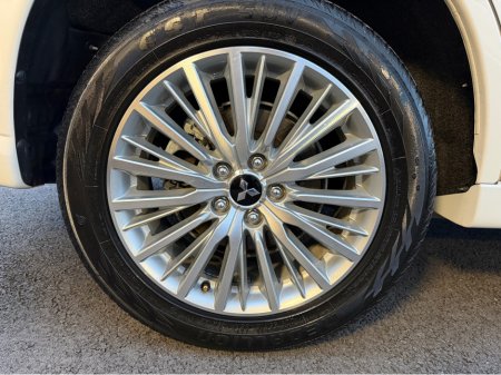 2020 Mitsubishi Outlander - thumbnail 20