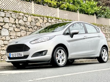 2015 Ford Fiesta ZETEC 1.2L !!! €7,950 thumbnail
