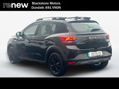 2025 Dacia Sandero Stepway STEPWAY Extreme TCe 90 CVT GSR2 €25,950 thumbnail