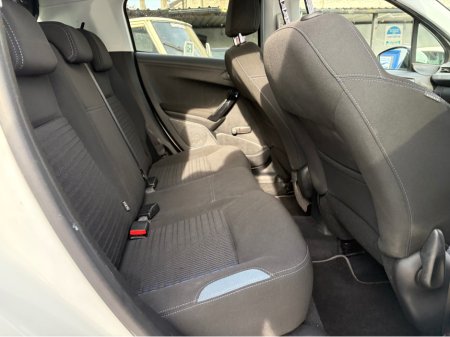 2014 Peugeot 208 - thumbnail 7