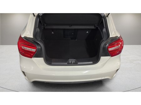 2015 Mercedes-Benz A Class - thumbnail 5